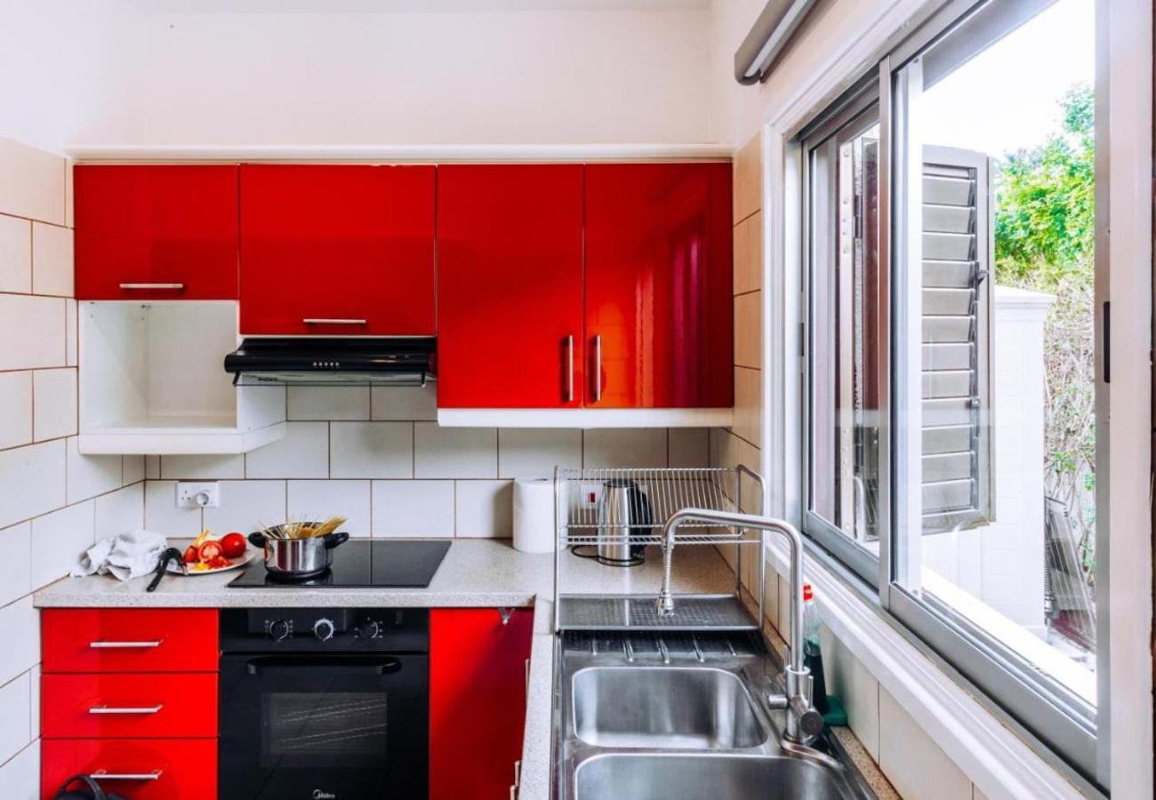 H&O Royal Townhouse In Center Paphos Apartment Bagian luar foto
